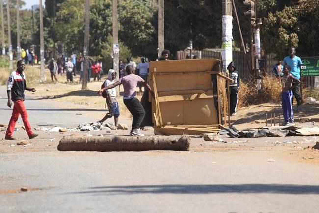 Job boycott shuts down much of Zimbabwe as discontent grows | iNFOnews.ca CP1688738782