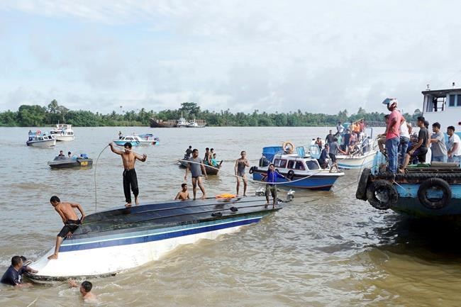 42 survive boat capsizing off Indonesia's Borneo; 8 dead | iNFOnews.ca