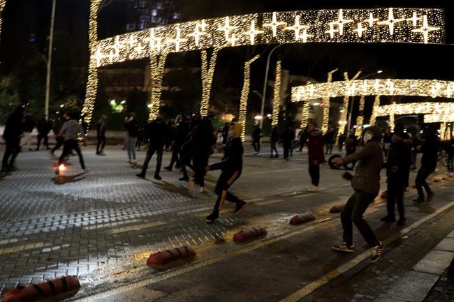 Albanians hold a peaceful protest over police shooting | iNFOnews.ca