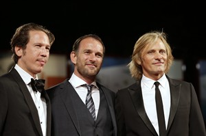 Multilingual Viggo Mortensen tackles French in Algeria-set Western 'Far From Men' | iNFOnews.ca CP29723757