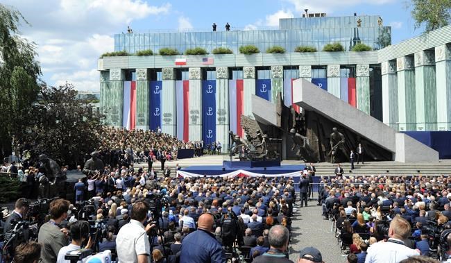 Trump welcomed by cheering, flag-waving supporters in Warsaw | iNFOnews.ca
