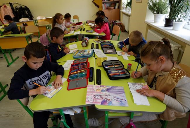 Ukraine's Hungarian minority threatened by new education law | iNFOnews.ca