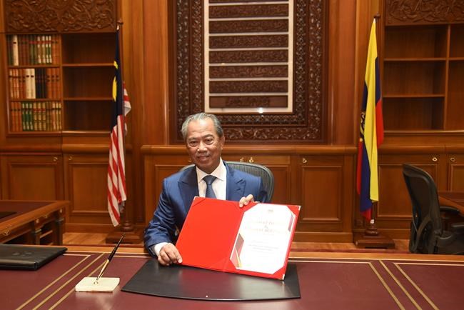 'I am not a traitor': Malaysia's new PM appeals for support | iNFOnews.ca