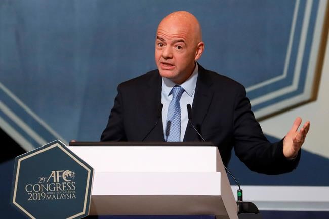 FIFA head wants refs to end soccer games if racism persists | iNFOnews.ca