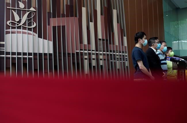 Hong Kong police arrest 16, including 2 opposition lawmakers | iNFOnews.ca