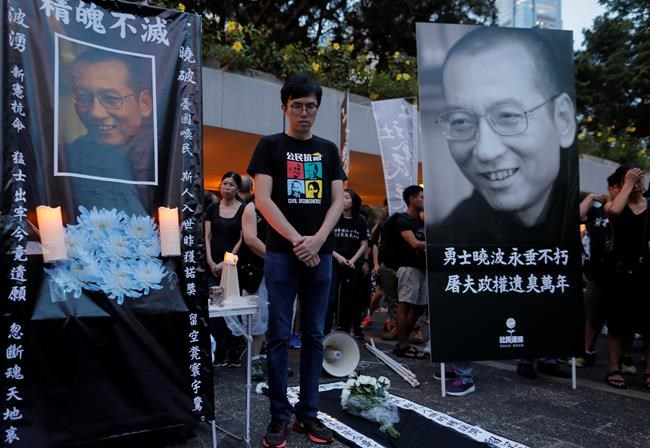 Family scatters Chinese Nobel laureate's ashes into the sea | iNFOnews.ca