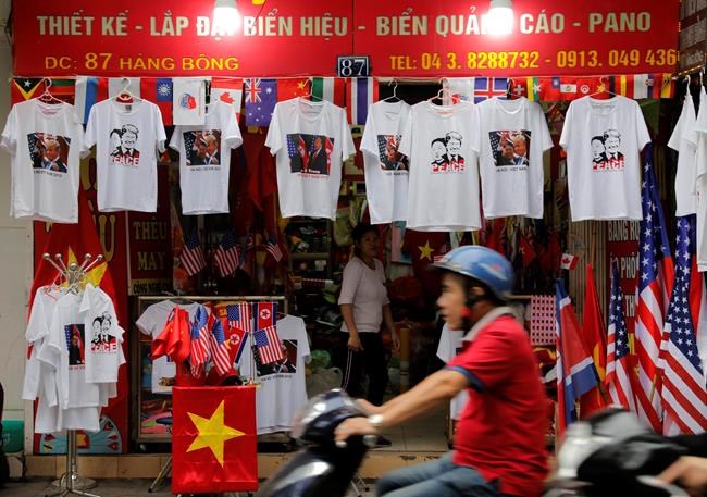 Trump, Kim end summit with standoff over easing US sanctions | iNFOnews.ca