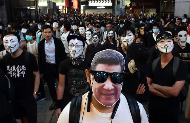 Hong Kong protesters, police in Halloween standoff | iNFOnews.ca