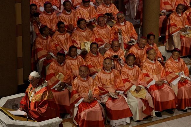 Pope urges Thais young and old to practice faith with joy | iNFOnews.ca