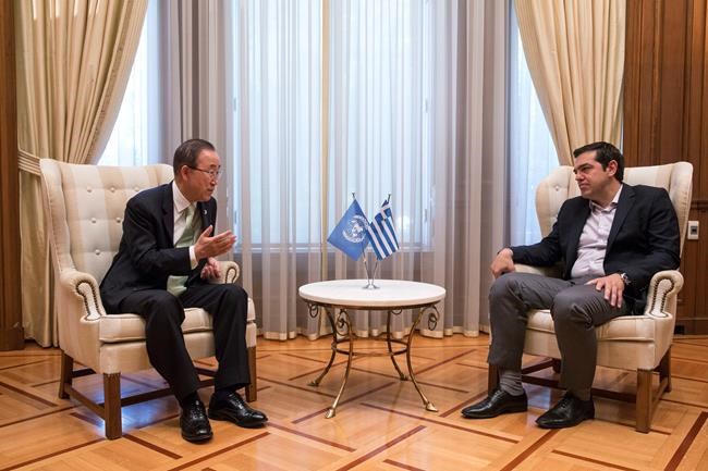 UN's Ban visits refugee camps on Greek island of Lesbos | iNFOnews.ca
