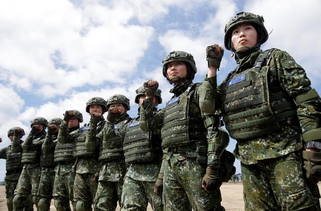 Taiwan's military trains for a Chinese invasion on the beach | iNFOnews.ca