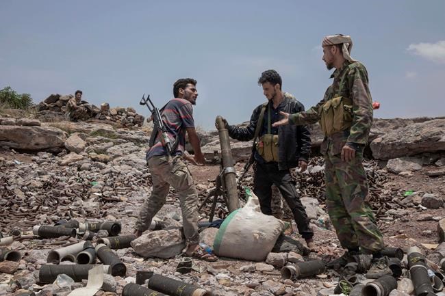 Saudi Arabia, UAE vow to back Yemen war effort amid cracks | iNFOnews.ca
