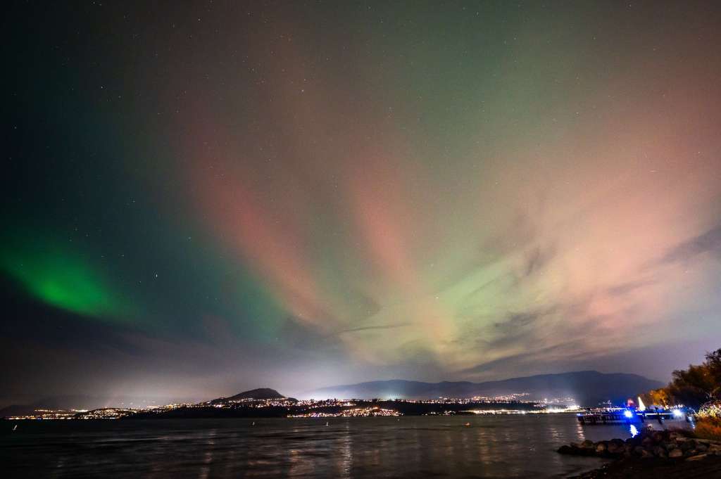 iN PHOTOS: Incredible northern lights display over Okanagan, Kamloops | iNFOnews.ca