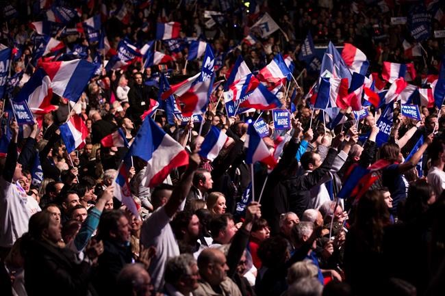 France's would-be presidents rally in Paris days before vote | iNFOnews.ca