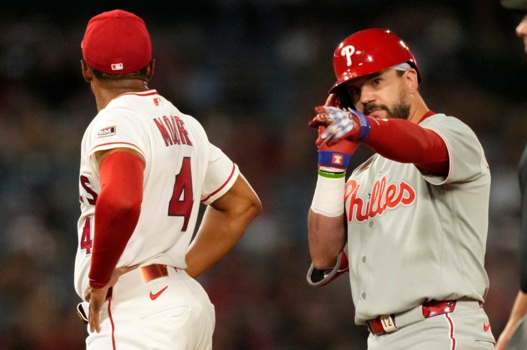 Sanchez sharp, Schwarber, Turner have 10th-inning hits in Phillies' 4-2 win over Angels | iNFOnews.ca