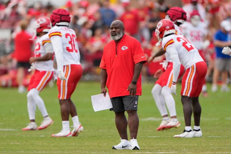 Bieniemy jokes wife Mia gave him blessing to rejoin Chiefs after she was shot at their Virginia home | iNFOnews.ca