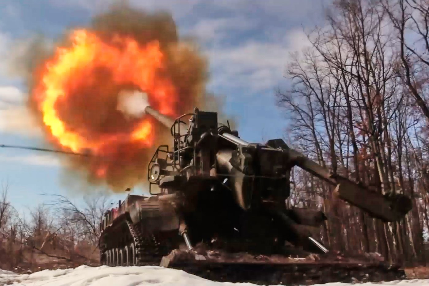 Iran war deflects attention from Ukraine as an emboldened Russia starts spring offensive | iNFOnews.ca