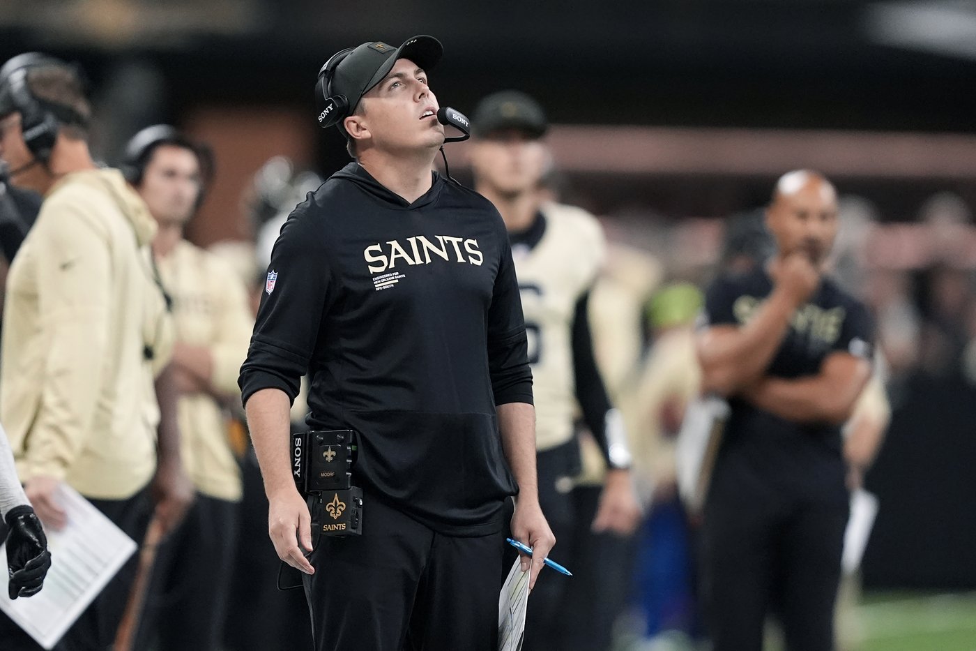 Saints' untimely sloppiness undermines Kellen Moore's otherwise competitive coaching debut | iNFOnews.ca Saints' untimely sloppiness undermines Kellen Moore's otherwise competitive coaching debut | iNFOnews.ca