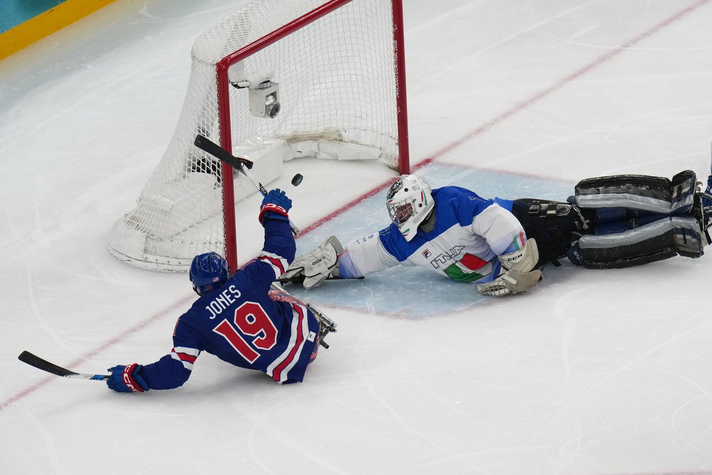 Roaring crowd of 8,992 sets a new Para ice hockey attendance record at Milan Cortina for US vs Italy | iNFOnews.ca Roaring crowd of 8,992 sets a new Para ice hockey attendance record at Milan Cortina for US vs Italy | iNFOnews.ca