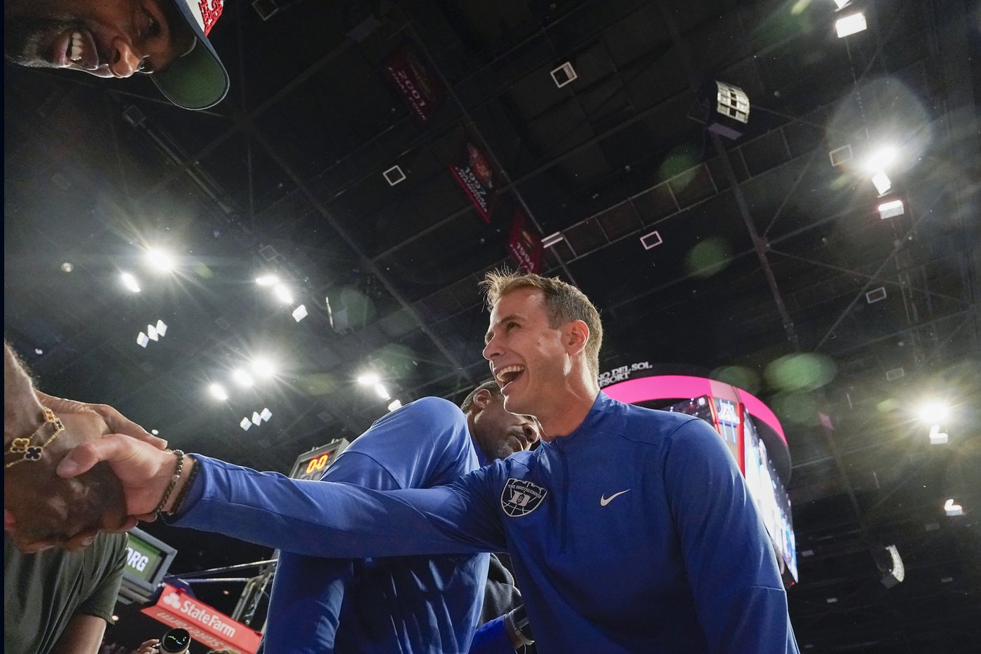Duke's Cooper Flagg thrives in first true road environment, quieting Arizona crowd with 24 points | iNFOnews.ca