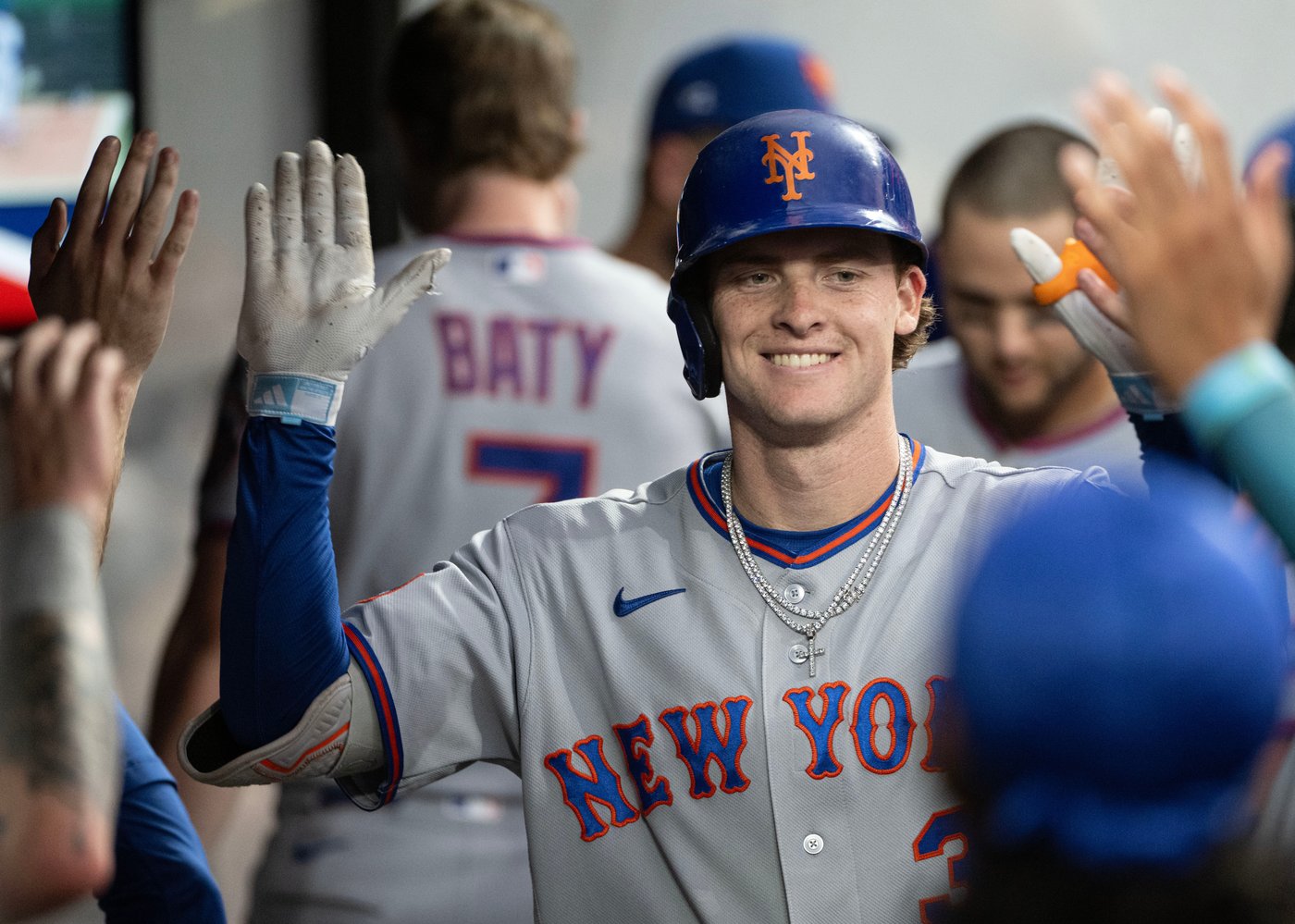 Bo Bichette drives in run in 10th inning in the Mets' 6-5 win over the Guardians | iNFOnews.ca