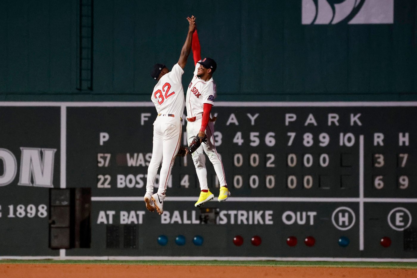 Contreras and Durbin homer as Red Sox extend win streak to 5 games with 6-3 win over Nationals | iNFOnews.ca Contreras and Durbin homer as Red Sox extend win streak to 5 games with 6-3 win over Nationals | iNFOnews.ca