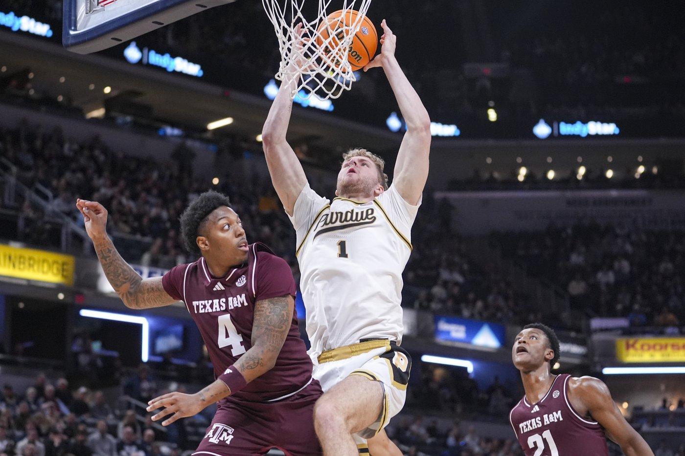 Pharrel Payne's big game helps No. 17 Texas A&M pull away from No. 11 Purdue 70-66 | iNFOnews.ca Pharrel Payne's big game helps No. 17 Texas A&M pull away from No. 11 Purdue 70-66 | iNFOnews.ca