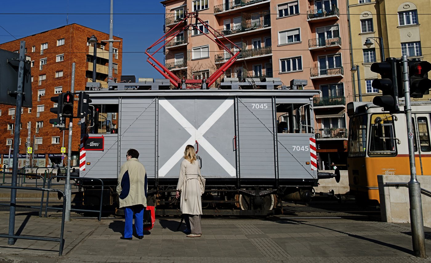 Budapest's vintage freight trams celebrate 100 years in service | iNwheels Budapest's vintage freight trams celebrate 100 years in service | iNwheels