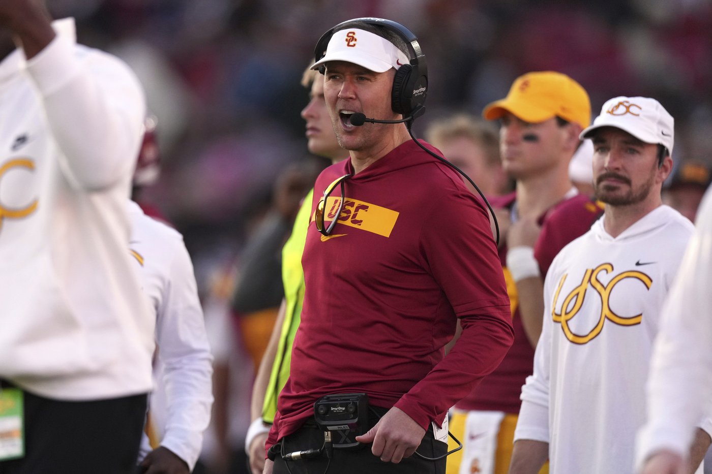 USC-UCLA rivalry game will give Victory Bell winner power to salvage disappointing season | iNFOnews.ca USC-UCLA rivalry game will give Victory Bell winner power to salvage disappointing season | iNFOnews.ca
