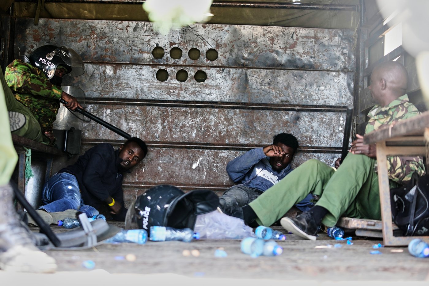 Kenya protesters clash with police over proposed Ebola center for US citizens, in photos | iNFOnews.ca
