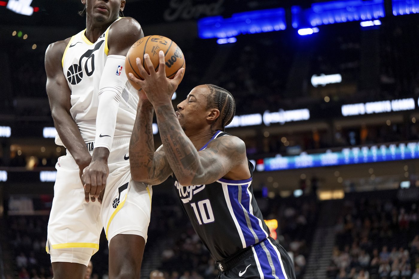 DeMar DeRozan's book on mental health adds to the conversation that he helped start in the NBA | iNFOnews.ca