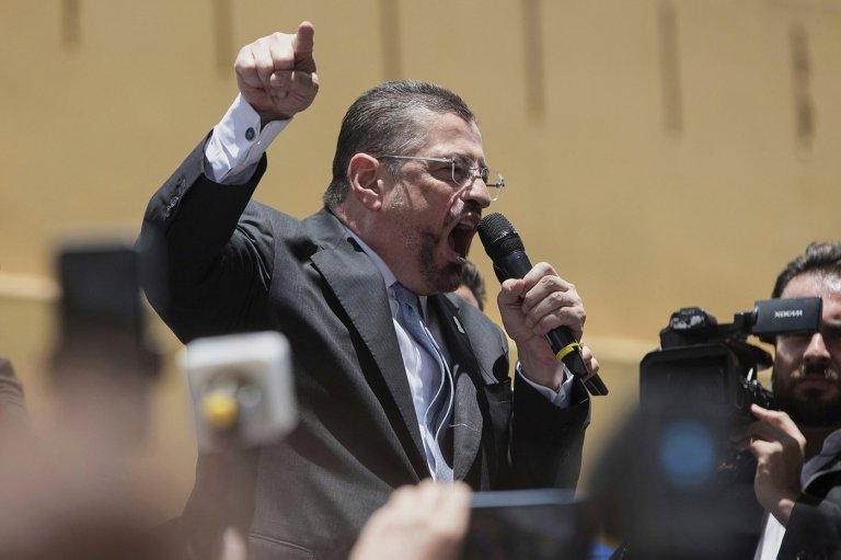 Costa Rica debates stripping president of immunity over corruption allegations | iNFOnews.ca