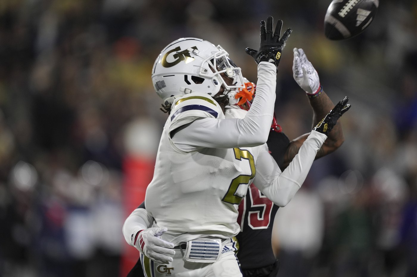 Philo delivers go-ahead TD run with 22 seconds remaining to lift Georgia Tech past N.C. State 30-29 | iNFOnews.ca