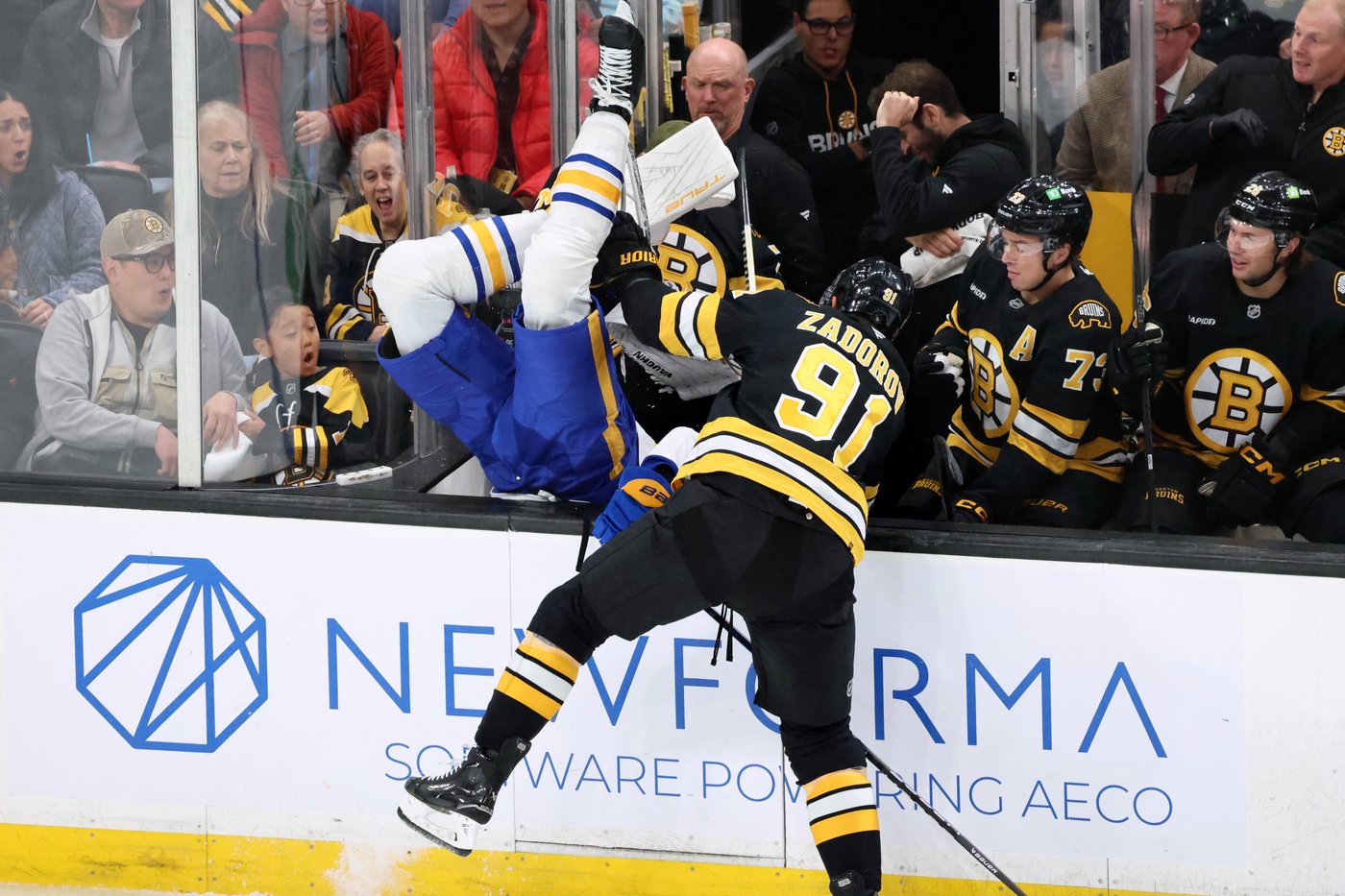 Swayman makes 22 saves, Bruins beat Sabres 3-1 to improve to 3-0 | iNFOnews.ca