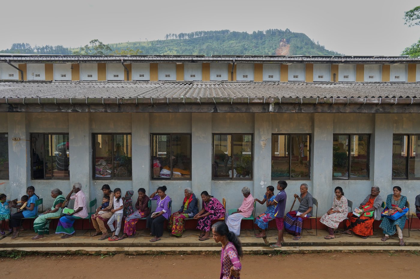 Sri Lanka tea workers struggle in poverty. Flooding cost many their lives | iNFOnews.ca