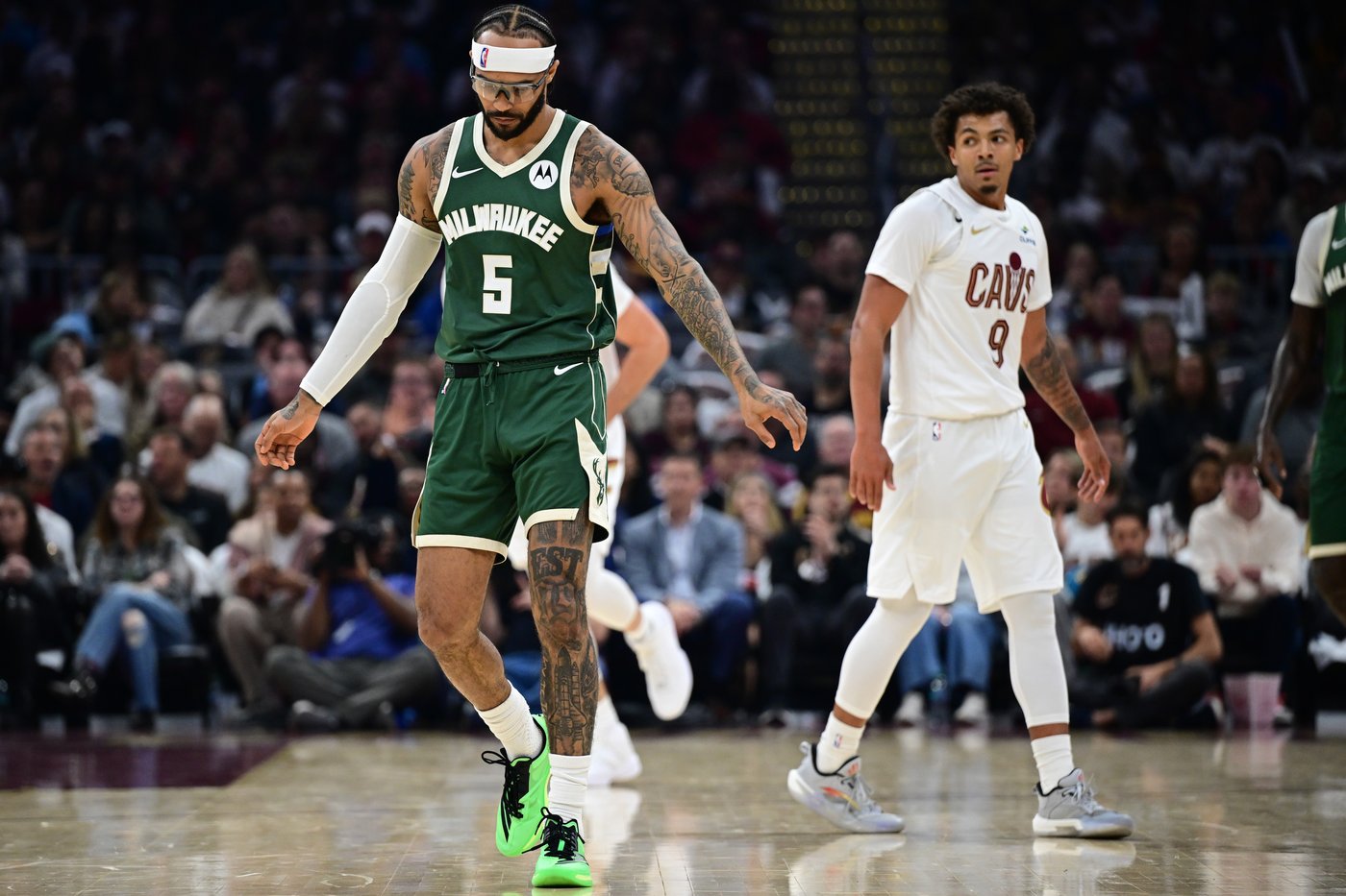 Mitchell scores 24, Mobley goes perfect at free throw line as Cavaliers edge Bucks 118-113 | iNFOnews.ca