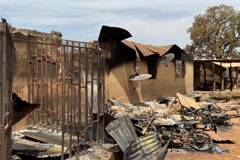 Islamic militants increase attacks in Benin, Niger and Nigeria borderlands, group says | iNFOnews.ca