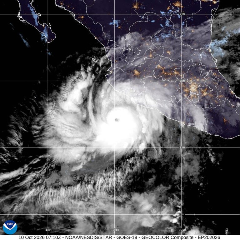 Simon strengthens into a Category 4 hurricane as it approaches Mexico's coast | iNFOnews.ca
