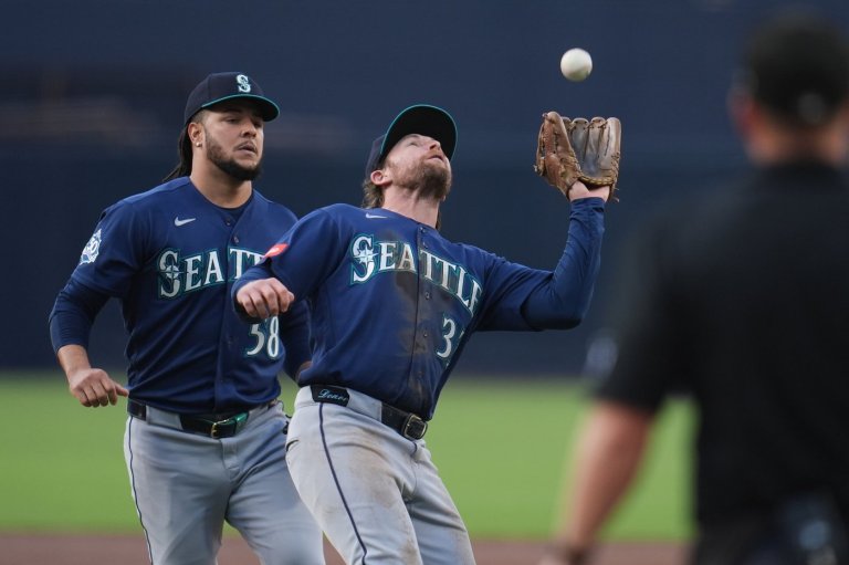 Mariners put Brendan Donovan on 10-day IL, add Will Wilson to active roster | iNFOnews.ca