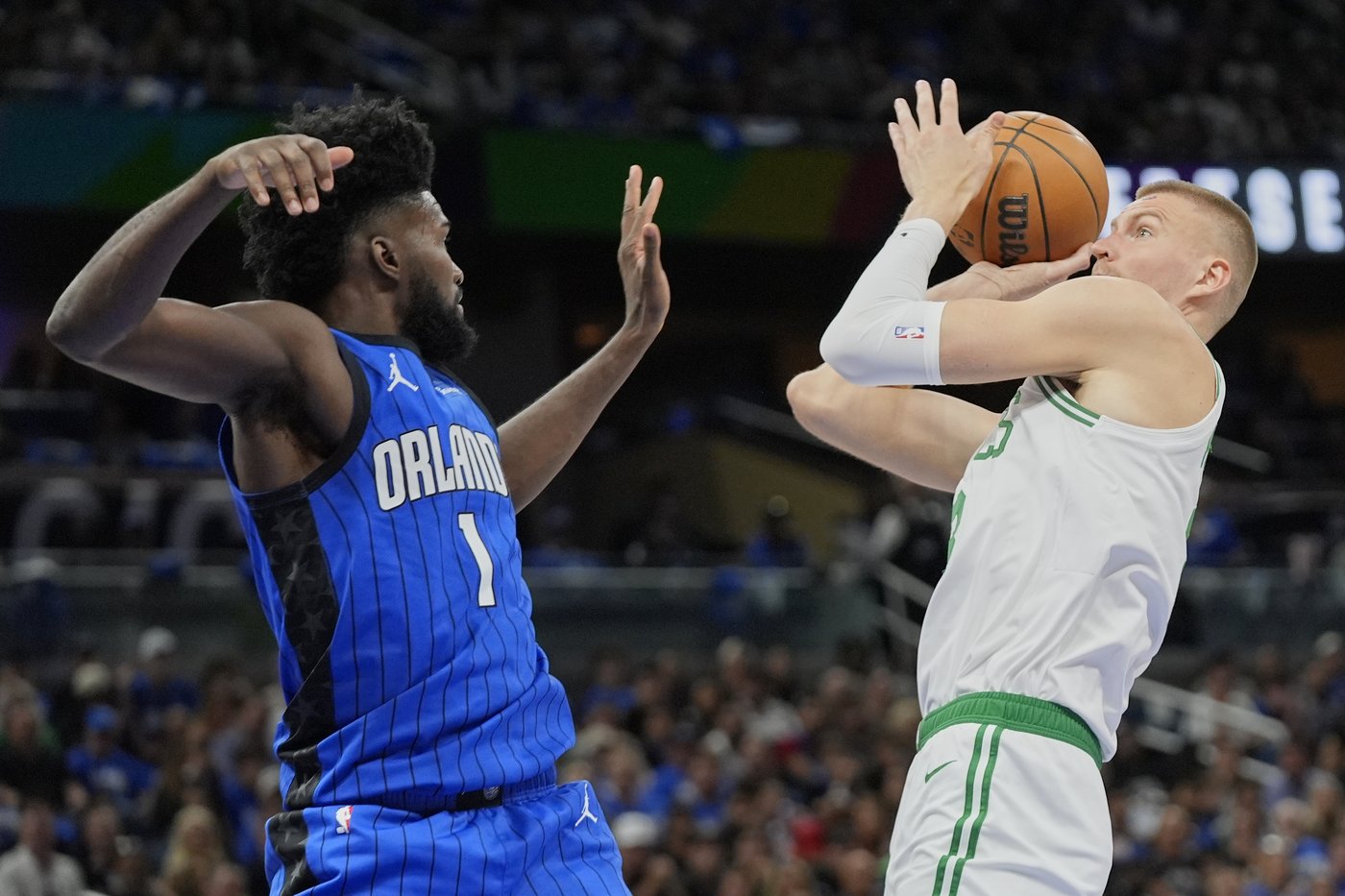Tatum and Brown pace Celtics past Magic 107-98 to take a 3-1 series lead | iNFOnews.ca