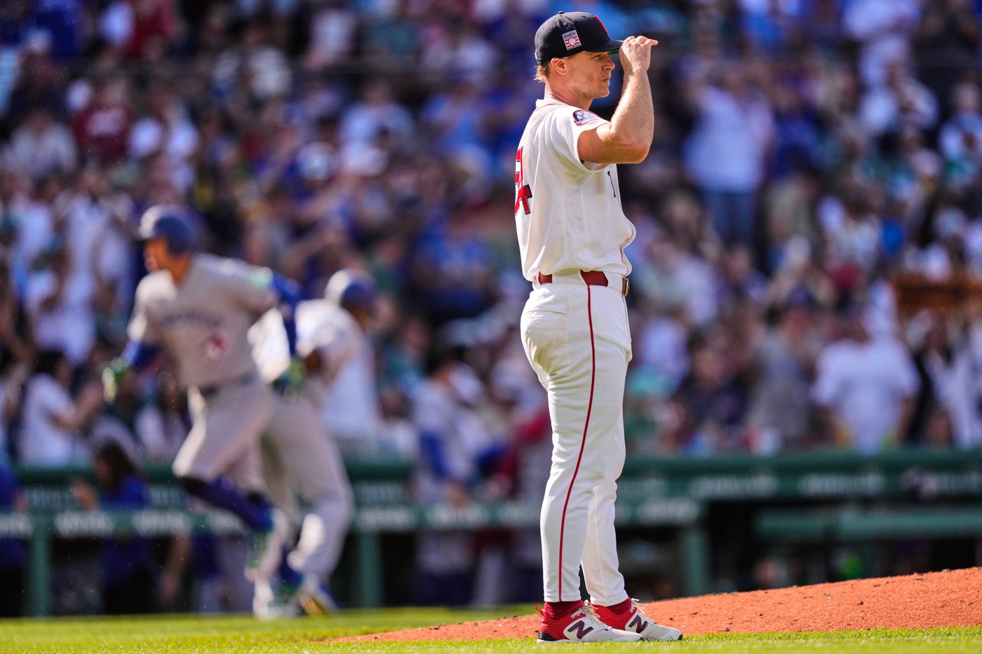 Dylan Cease dominates the Red Sox, throws a one-hitter in the Blue Jays' 6-0 victory | iNFOnews.ca