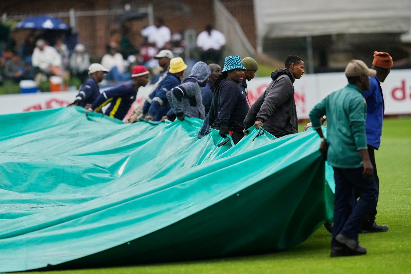South Africa 20-2 against Australia at stumps as rain spoils day 1 of 2nd cricket test | iNFOnews.ca South Africa 20-2 against Australia at stumps as rain spoils day 1 of 2nd cricket test | iNFOnews.ca