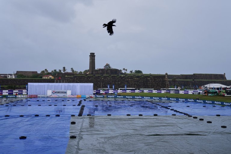 Rain delays start of play on day 2 of 1st test between Sri Lanka and India | iNFOnews.ca