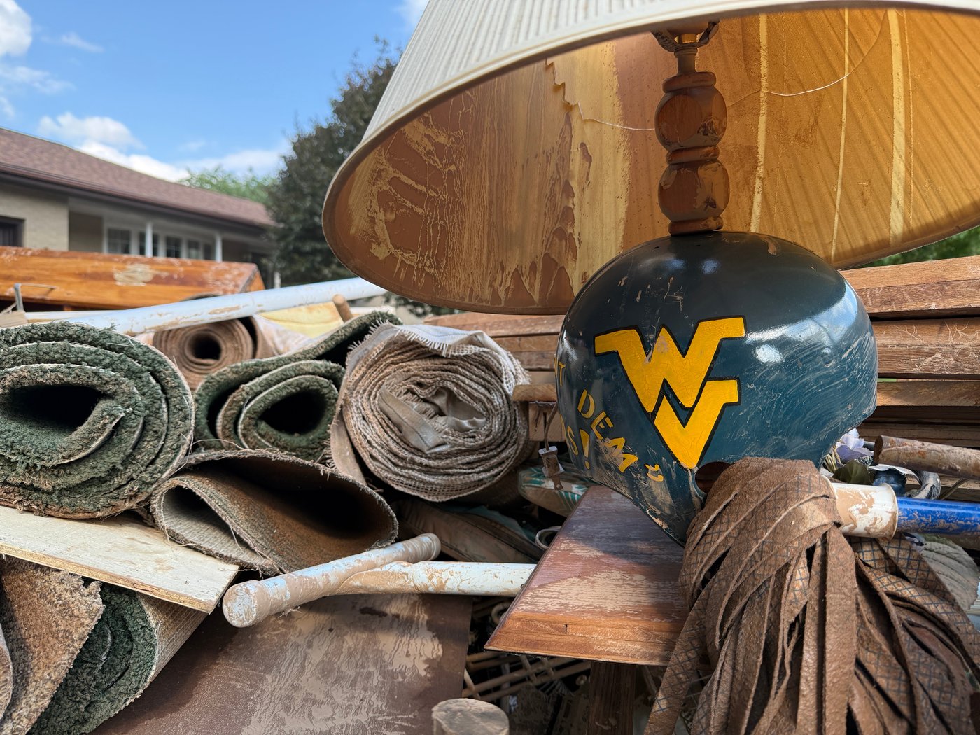 2 dead in flash floods caused by heavy rain in West Virginia, governor's office says | iNFOnews.ca