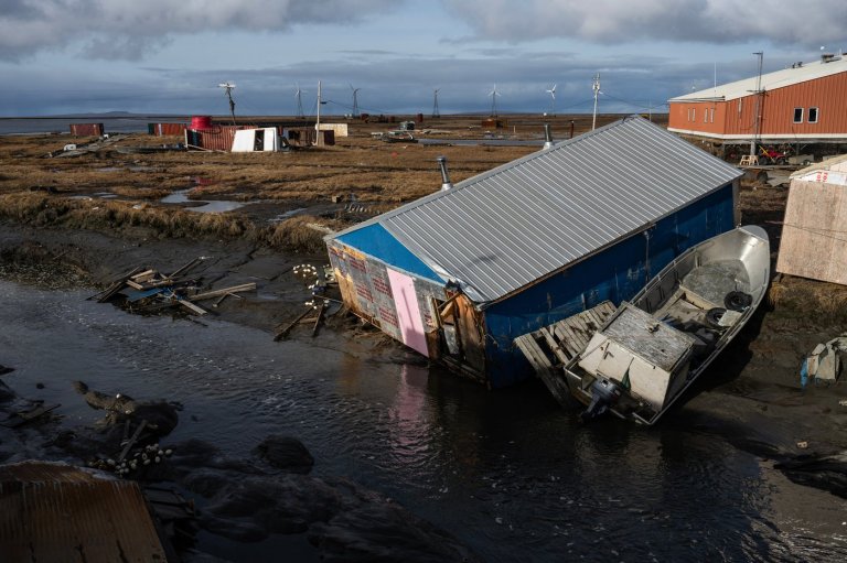 Trump issues disaster declarations for Alaska and other states but denies Illinois and Maryland | iNFOnews.ca