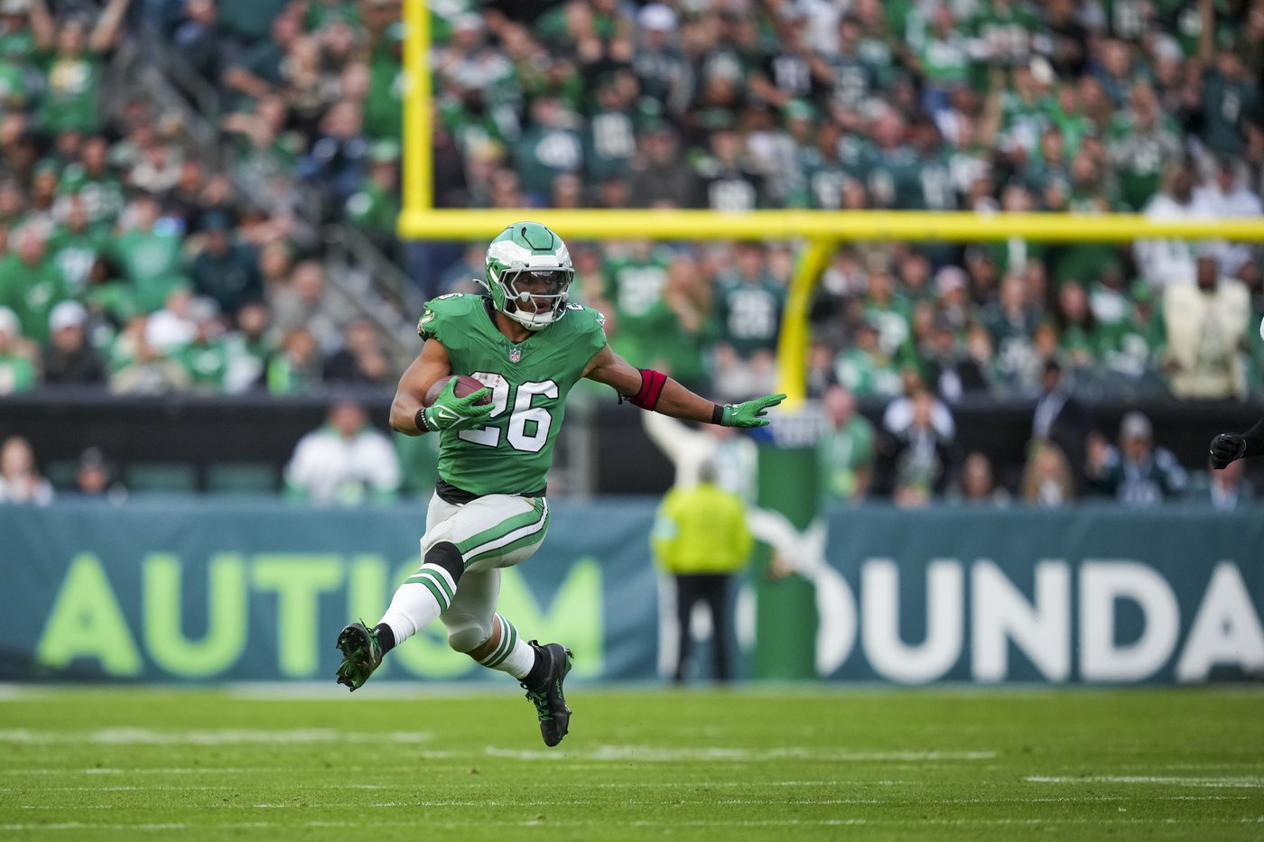 Eagles coach Nick Sirianni set to rest Saquon Barkley in finale and end chance at NFL rushing record | iNFOnews.ca