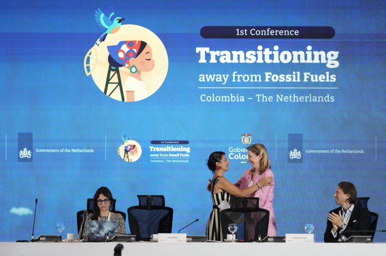 High-level talks begin on moving away from fossil fuels at Colombia conference | iNFOnews.ca