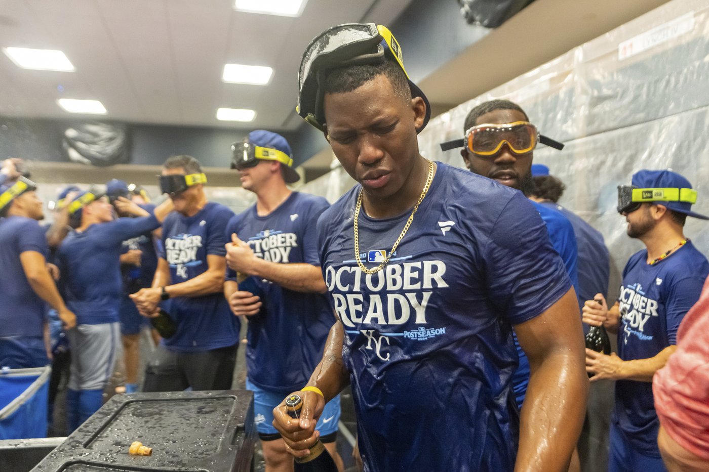 Royals complete remarkable turnaround, making playoffs coming off 106-loss season | iNFOnews.ca Royals complete remarkable turnaround, making playoffs coming off 106-loss season | iNFOnews.ca
