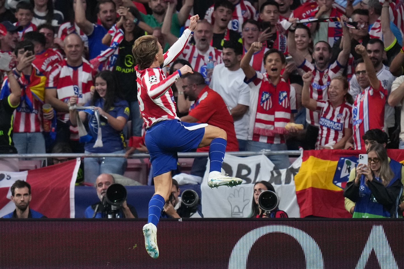Barrios scores in under a minute for Atletico, honors Koke after mother's death | iNFOnews.ca