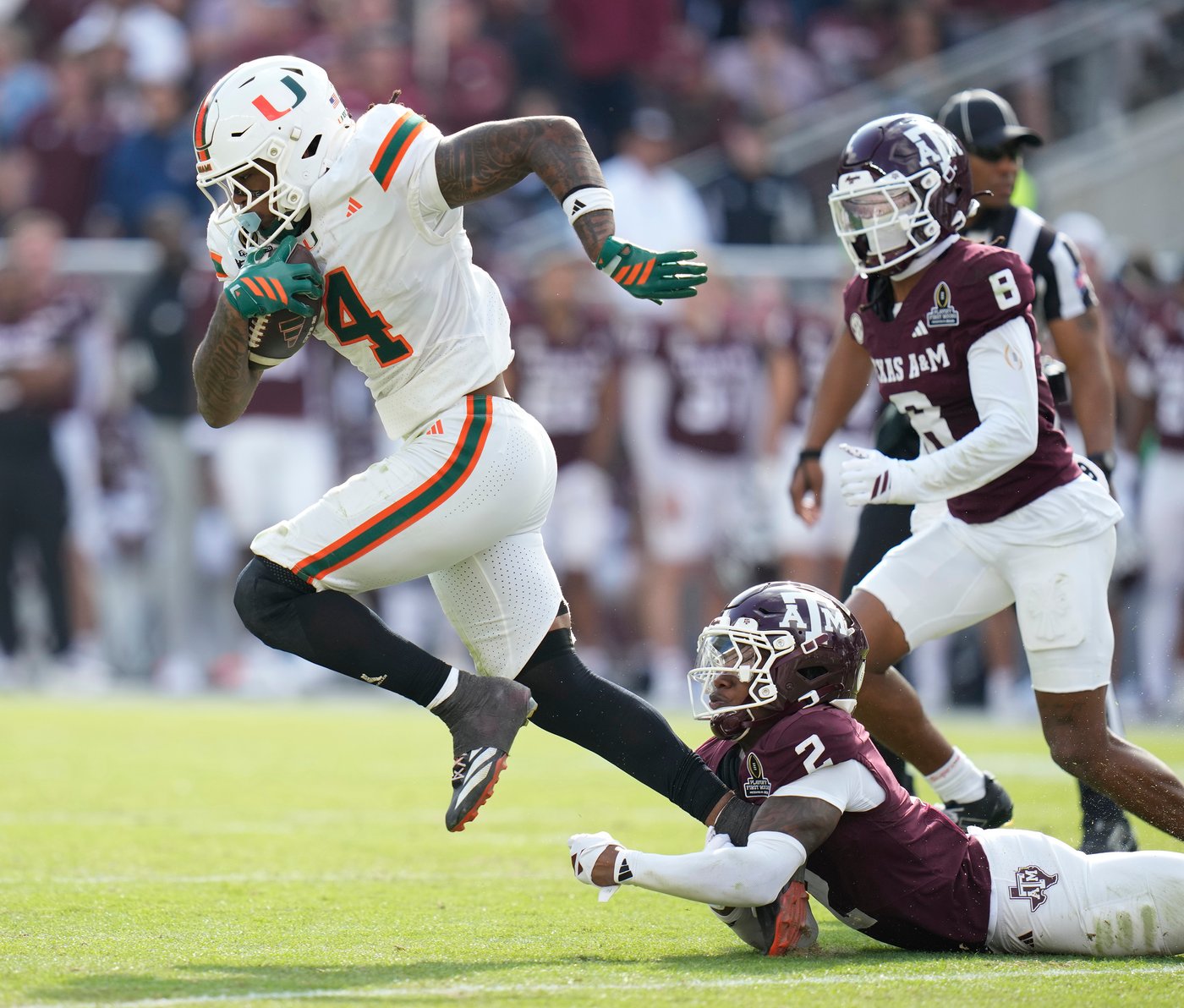 Malachi Toney's heroics lift Miami over Texas A&M in College Football Playoff | iNFOnews.ca